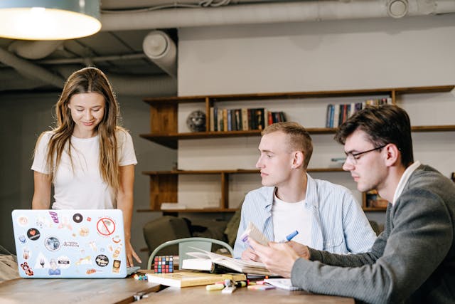 Managed IT services supporting small businesses in Fort Worth TX modern office workspace.